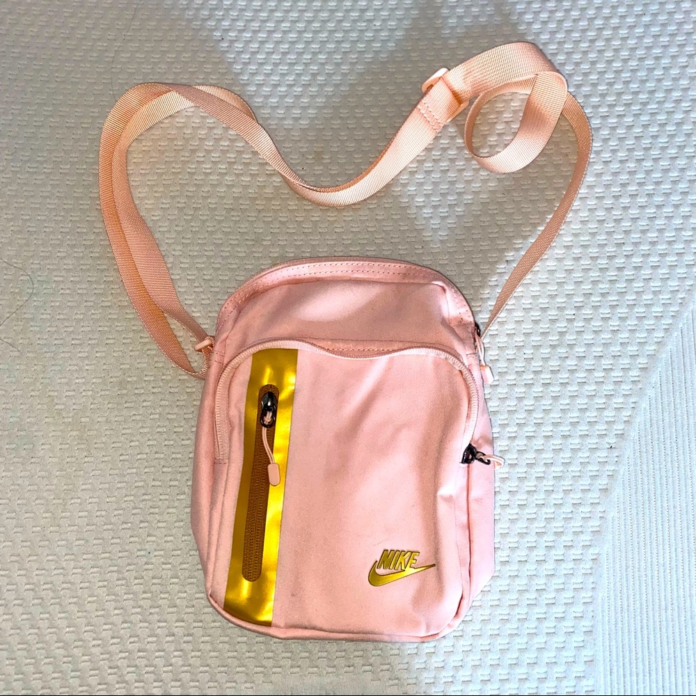 NIKE Sidebag